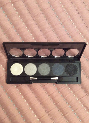 Flormar Color Palette Eyeshadow 05 Black Dust