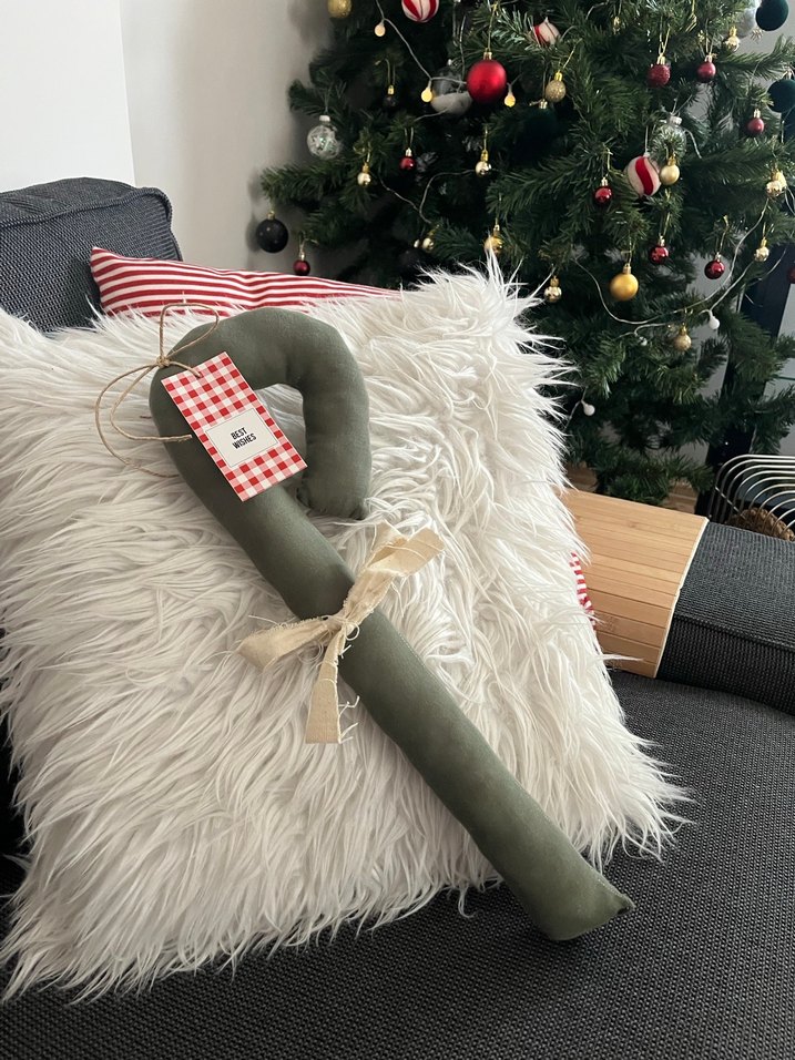 Yılbaşı Şeker Kamışı Şeklinde Kırlent - Görsel 4