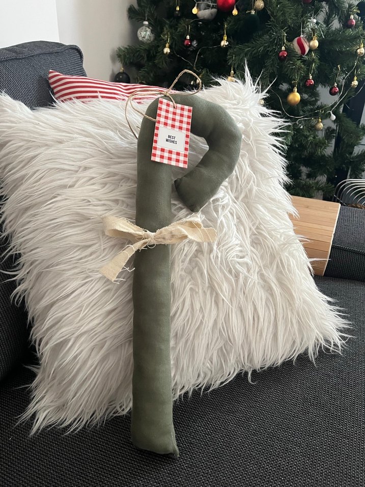 Yılbaşı Şeker Kamışı Şeklinde Kırlent - Görsel 2