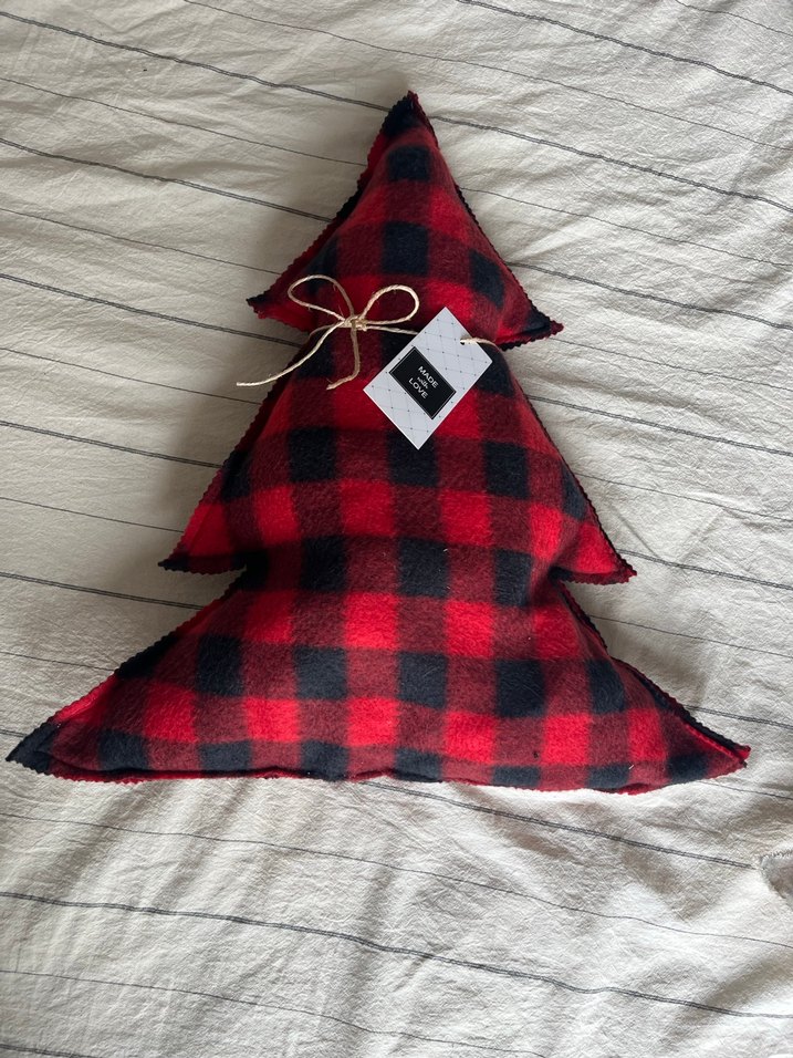 Kırmızı Ekoseli Yün Yılbaşı Yastığı - Görsel 3