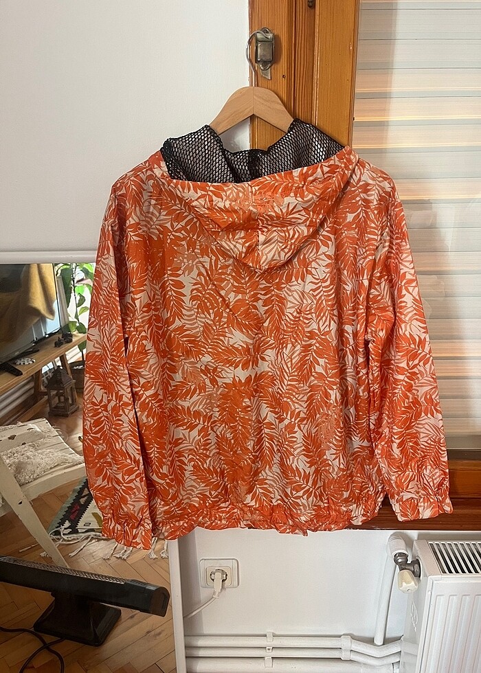 M Beden Oversize Kapüşonlu Yağmurluk - Görsel 2