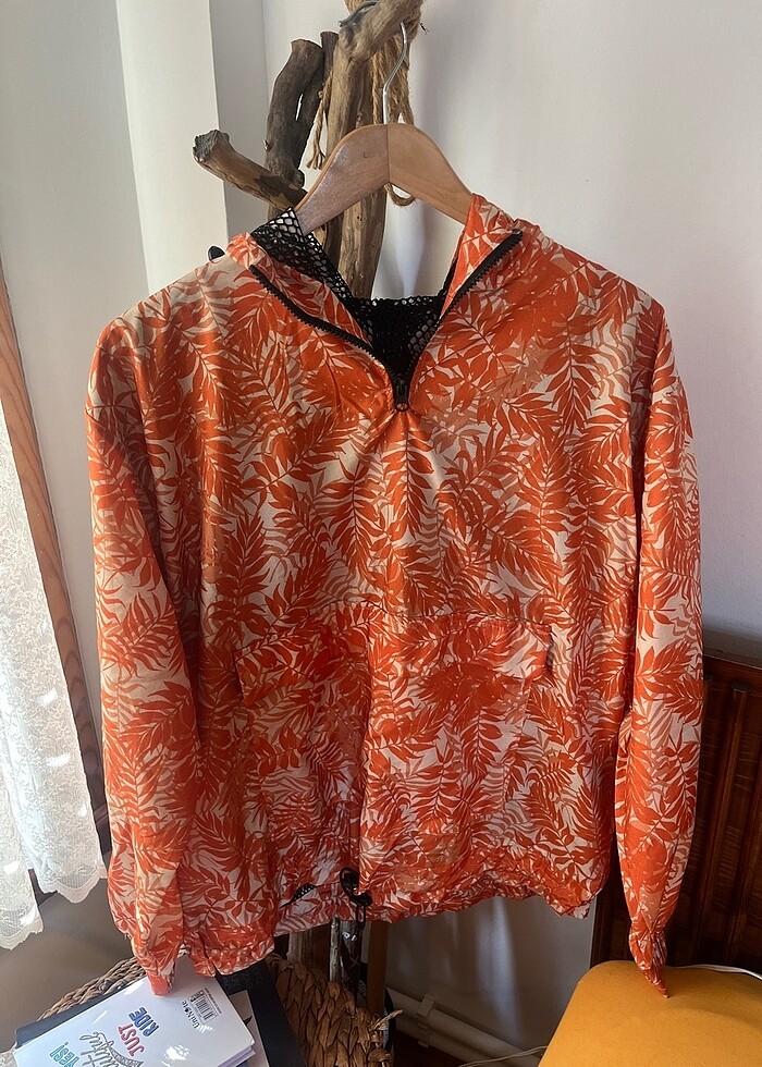 M Beden Oversize Kapüşonlu Yağmurluk - Görsel 3