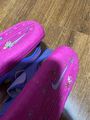 31 Beden Nike sandalet