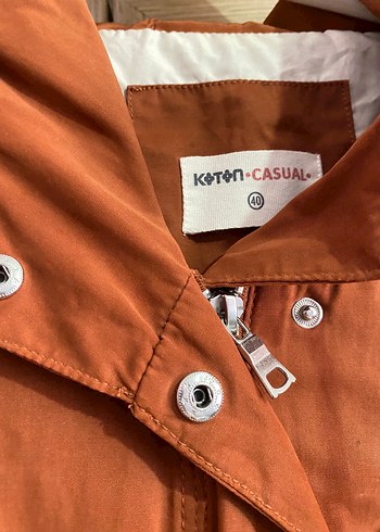 40 Beden Kapüşonlu Kadın Ceket