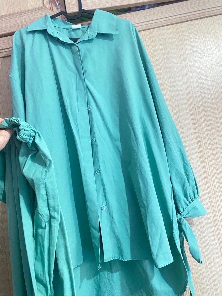 Turkuaz kolları bağlamalı Kadın takım - Görsel 2