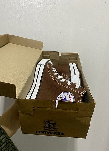 44 Beden Sıfır kutulu kahve converse Allstar bot