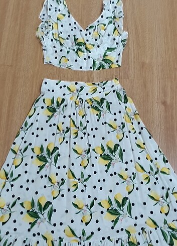 Crops bluz ve etek takım