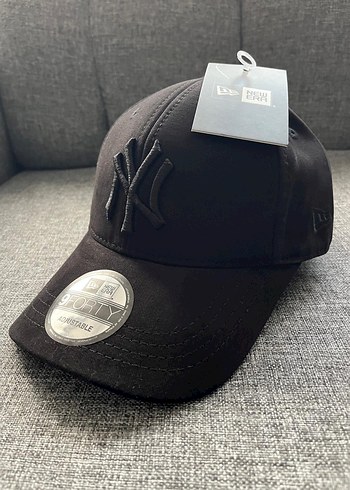 Newera Şapka