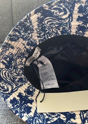 Beden Christian Dior Şapka
