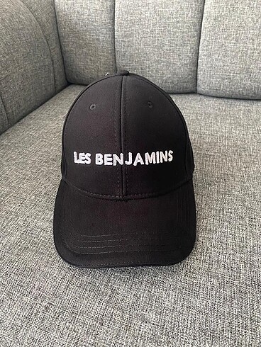 Lesbenjamins şapka