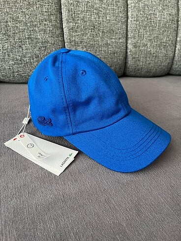 Lacoste şapka