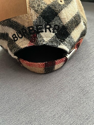  Beden ten rengi Renk Burberry şapka