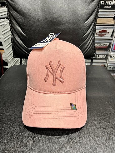 Newera şapka