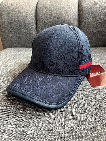 Gucci şapka