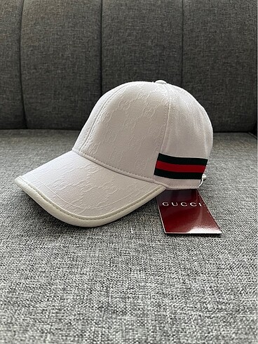 Gucci şapka