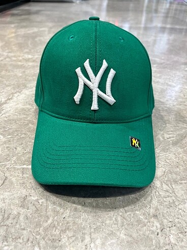 Newera şapka