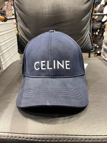 Celine şapka