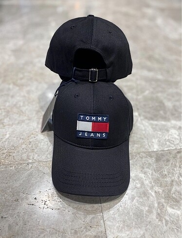 Tommy Hilfiger şapka