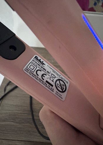 Fakir Pembe Corina Saç Düzleştirici