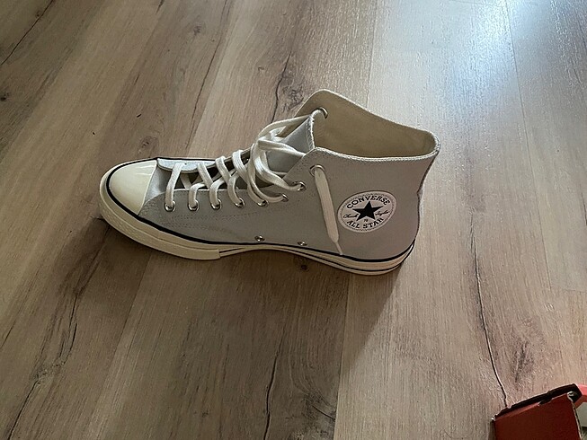 43 Beden Converse ayakkabı