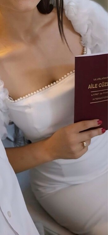 Nikah elbisesi
