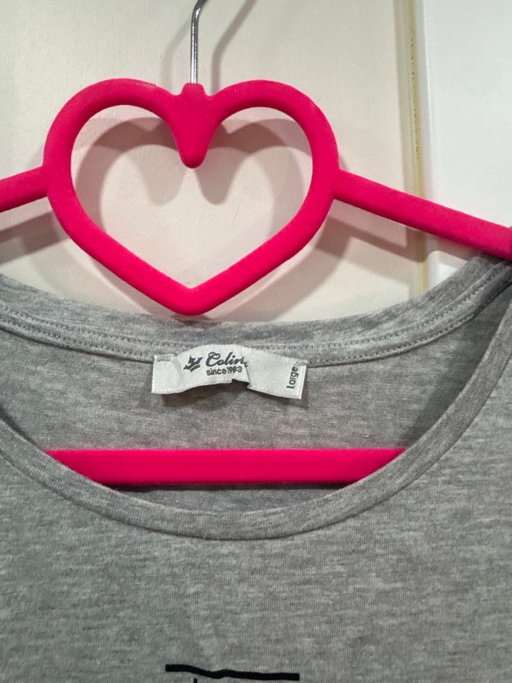 Gri Dantelli Baskılı Kısa Kollu Tişört - Görsel 2