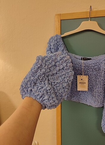 s Beden Bershka etiketli bulut bebek mavisi crop