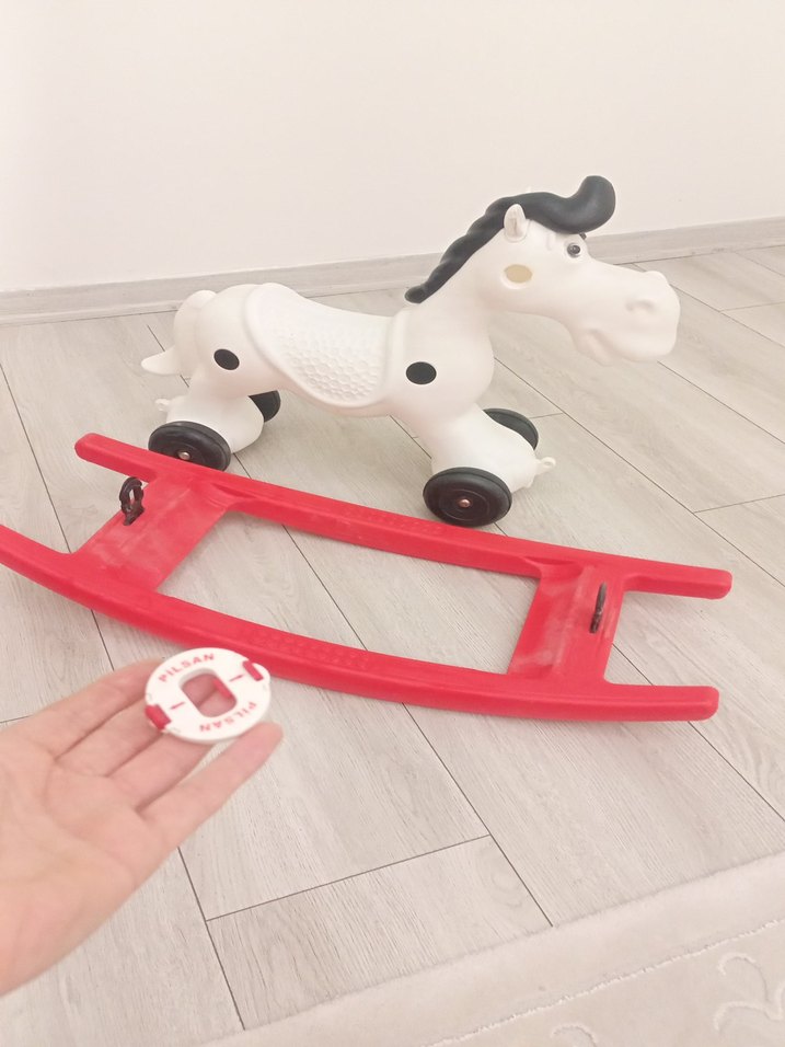 Pilsan Sevimli Sallanan At Beyaz - Görsel 3