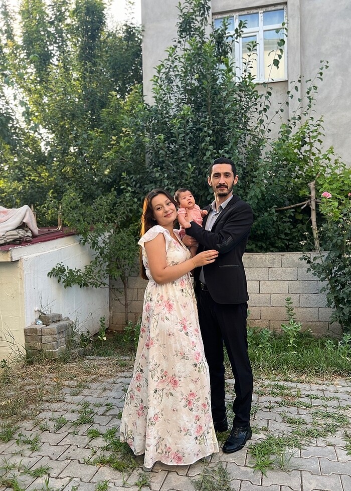 Çiçekli elbise - Görsel 2