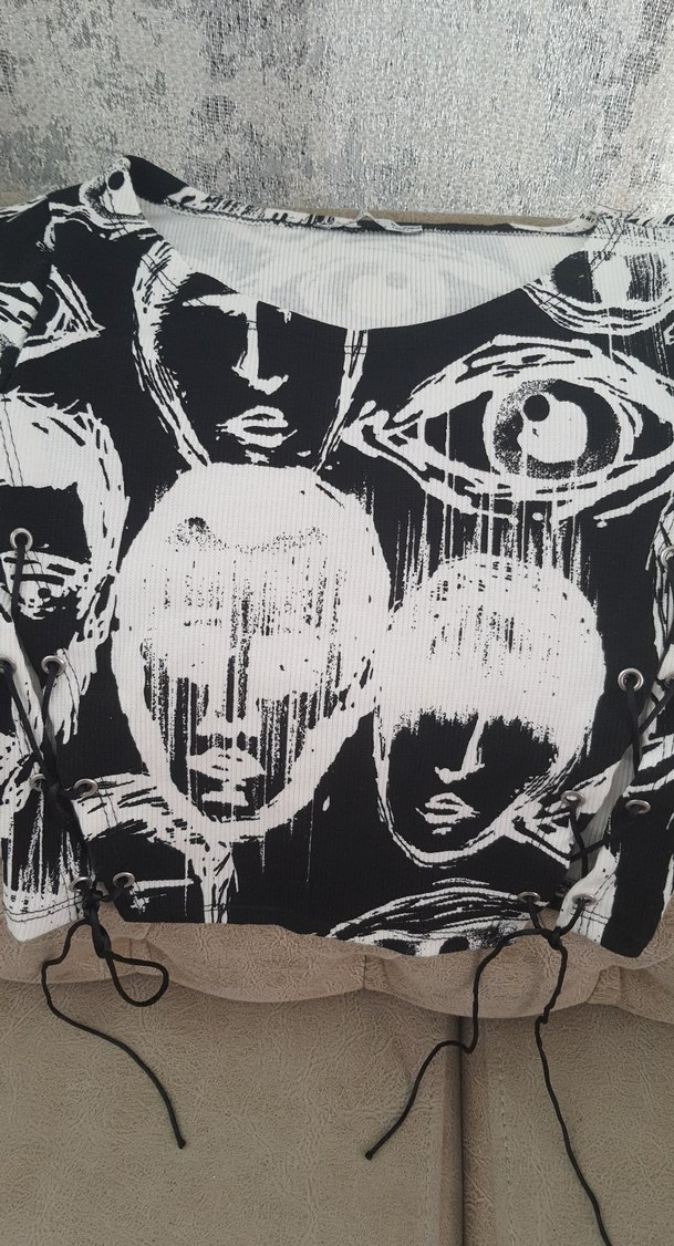 Sokak Stili Baskılı Siyah Mini  Tişörtü - Görsel 2