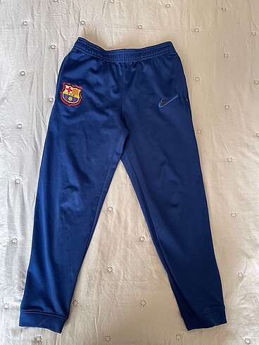 5 Yaş Beden lacivert Renk Nike Erkek Çocuk Eşofman Barcelona Lisanslı Ürün