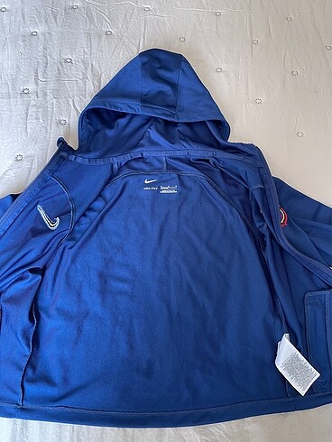 5 Yaş Beden Nike Erkek Çocuk Eşofman Barcelona Lisanslı Ürün