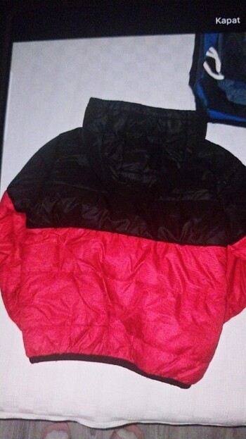 KIRMIZI SIYAH KAPÜŞONLU  ERKEK ÇOCUK  MONT - Görsel 3