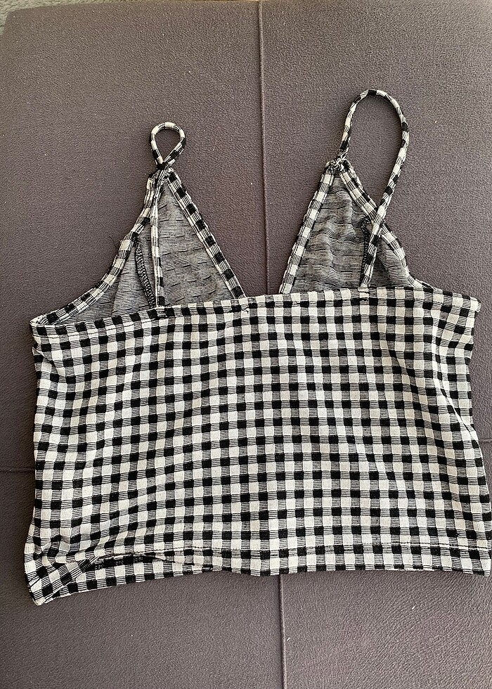 ekoseli askılı bluz - Görsel 2