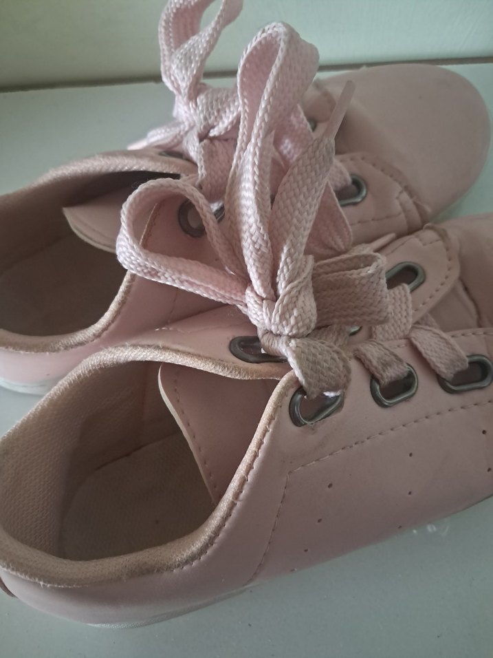 Pembe Bağcıklı Spor Ayakkabı - Görsel 2