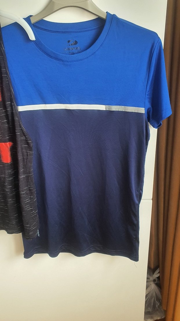 Siyah Baskılı Kolsuz Spor Üstü - Görsel 2