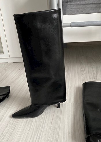 Siyah Deri Kadın Dizüstü Çizme - Görsel 3