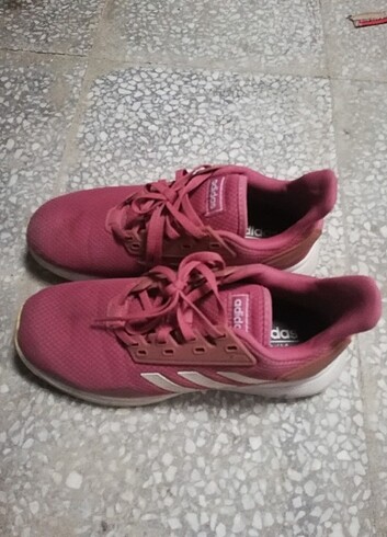 38 Beden pembe Renk Adidas orijinal ayakkabı
