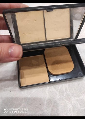Beden Lancome pudra