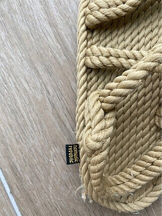 Banana Republic Nomadic republic