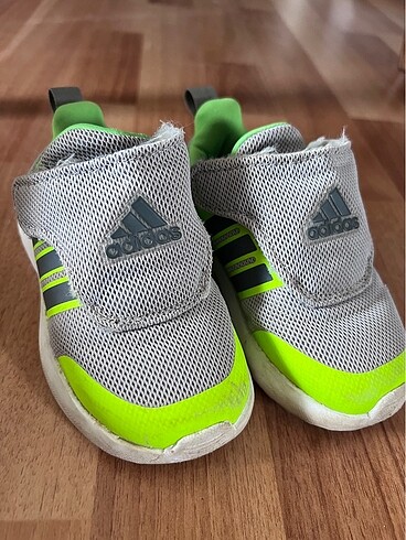 Adidas çocuk ayakkabısı
