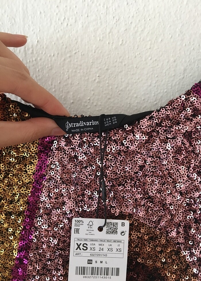 Stradivarius payetli gold mini elbise - Görsel 4