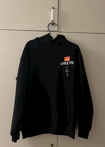 Siyah Uzun Kollu Kapüşonlu Sweatshirt