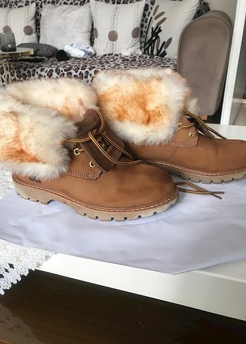 Kahverengi CAT orjinal marka Süet Tüylü Kadın Botu - Görsel 2