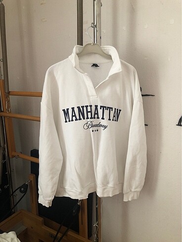 Beyaz sweatshirt