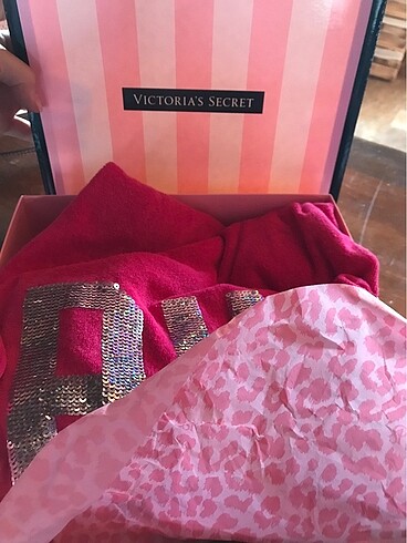 Victoria secret plaj havlusu - Görsel 5