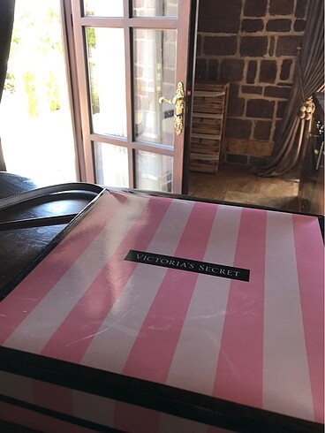 Victoria secret plaj havlusu - Görsel 9