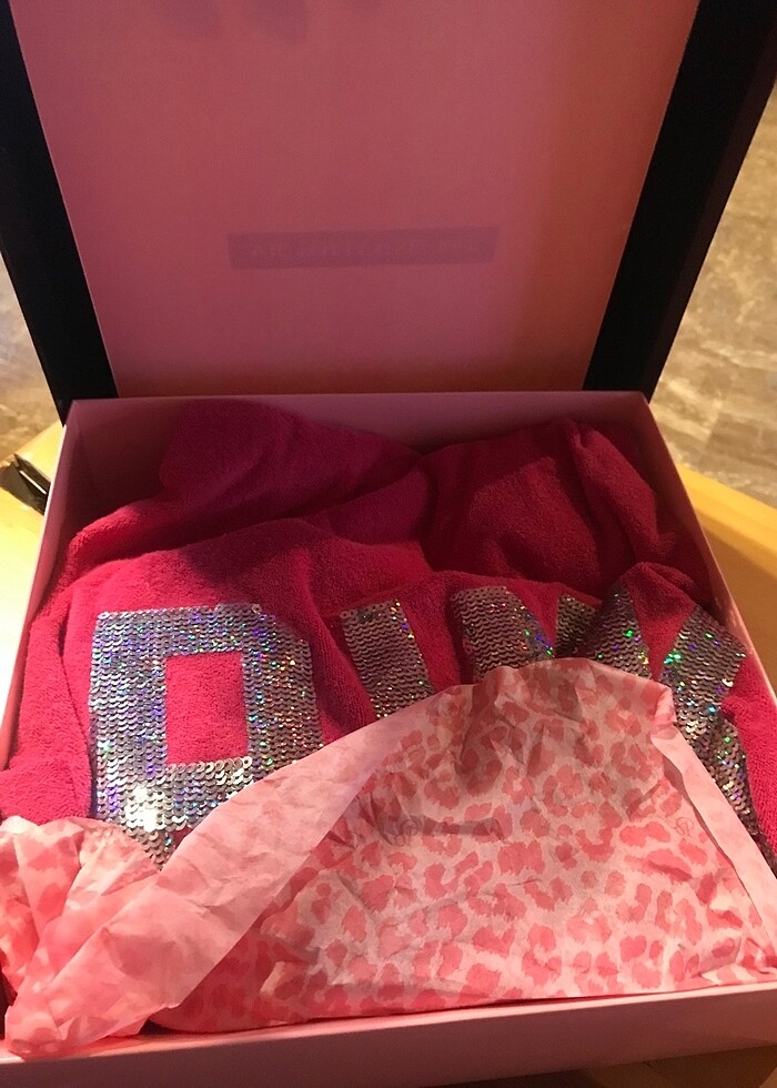 Victoria secret plaj havlusu - Görsel 4