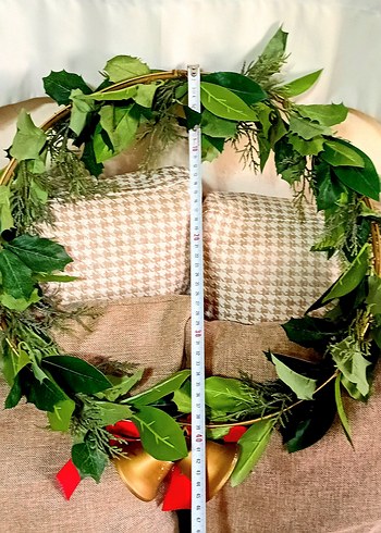 Parlak Altın Noel Çelengi - Görsel 4