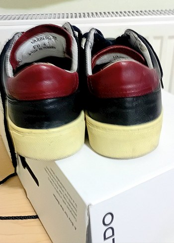 Siyah Bağcıklı Kadın Spor Ayakkabı - Görsel 3